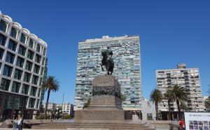 Plaza de la Independencia, Montevideo