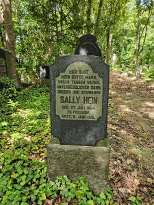 Sally Hein, Weissensee cemetery, Berlin
