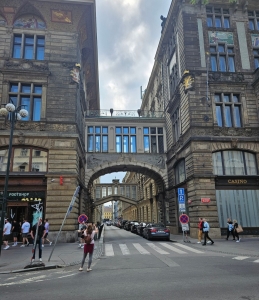 Another "Bridge of Sighs" :-) Prague