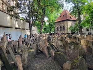 Old Jewish Cemetery, Prague