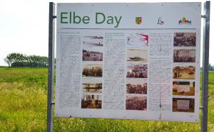 Commemorating the meeting of the armies, Strehla