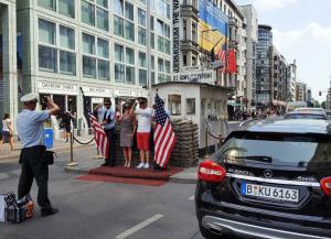 Checkpoint Charlie, Berlin