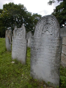 096-b-046-218-00175