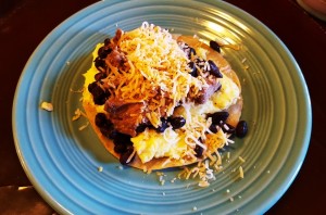 Breakfast at Grand Canyon B&B, Williams