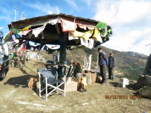 Lunch atop Chele La pass    