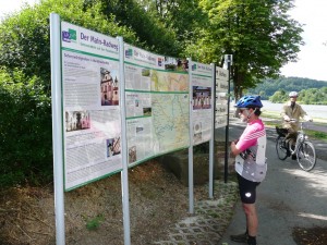 Along the Main Radweg   