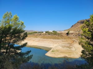 Embalse de Iznájar (reservoir)