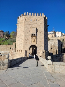 Walking into Toledo old town