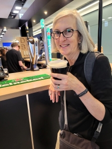 Liza finally gets her Guinness in Dublin